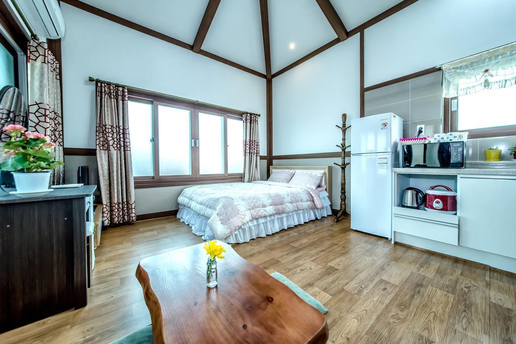 ソギポ Jeju Myung Houseヴィラ エクステリア 写真