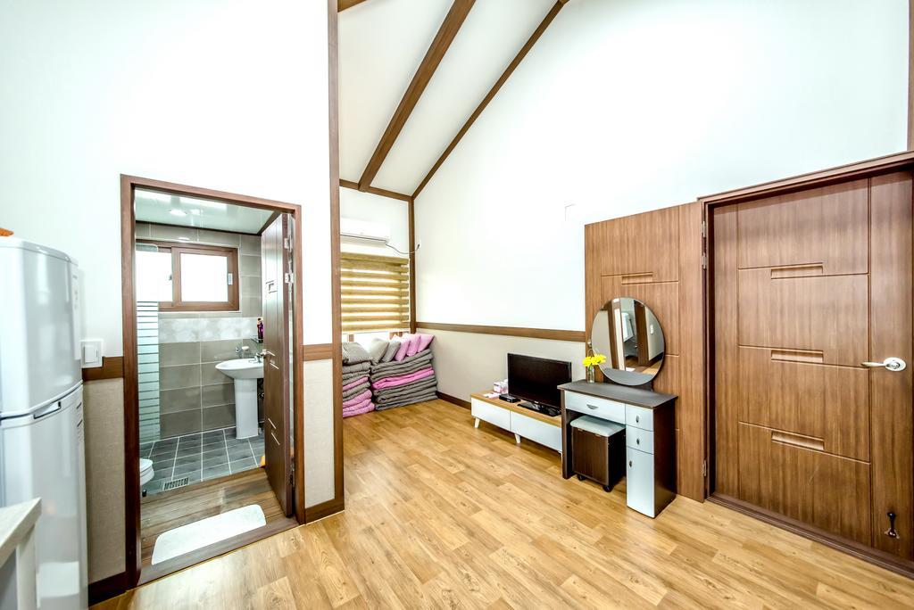 ソギポ Jeju Myung Houseヴィラ エクステリア 写真
